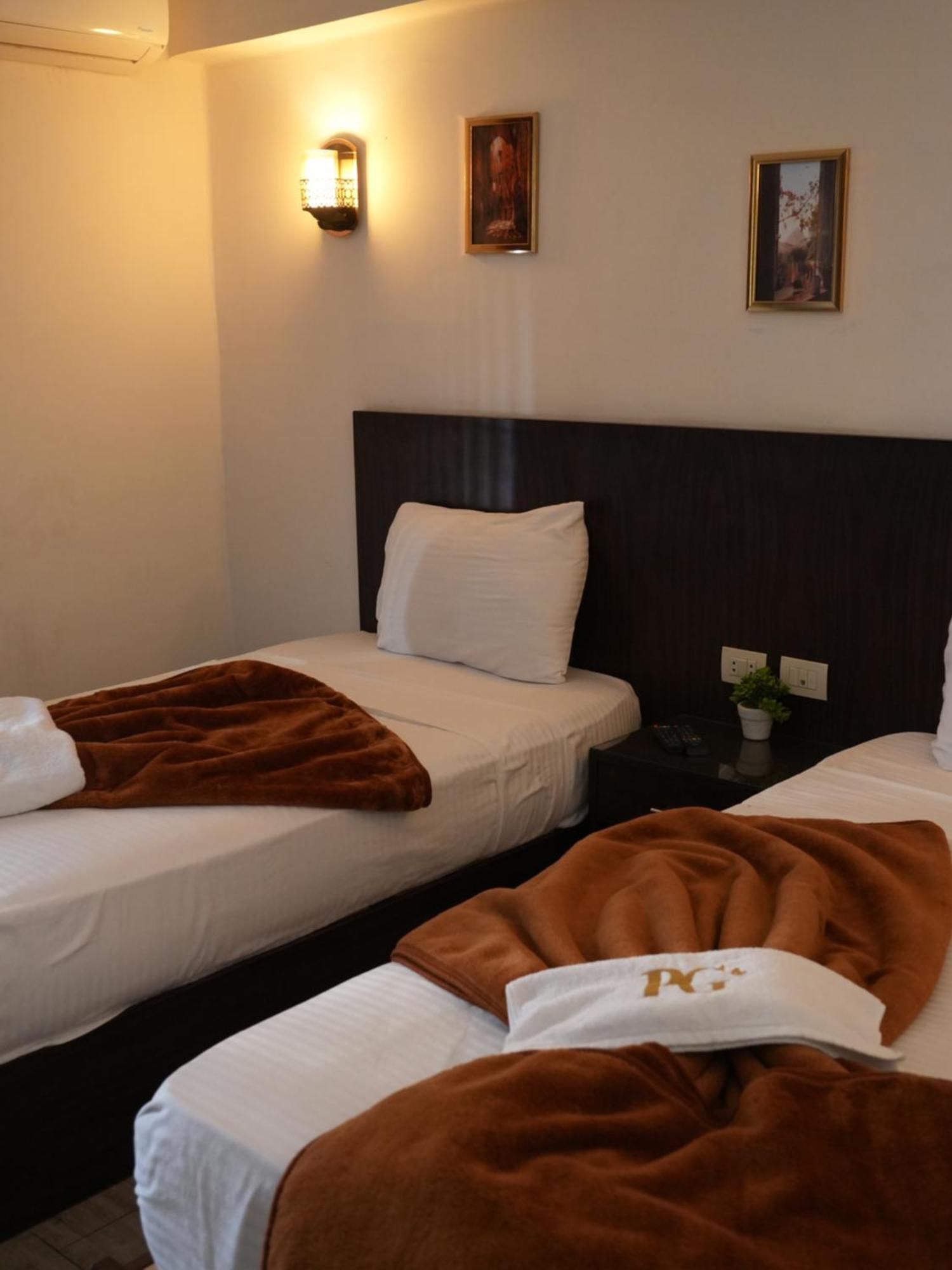 Montana Hotel 3*